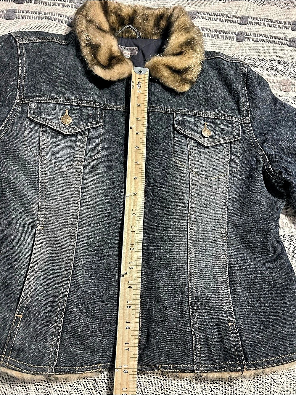 Giacca Jacket Womens Sz Large Blue Denim Faux Fur Collar Cuffs Lined Bomber - Picture 5 of 10